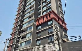 Apartamentos em frente ao Allianz Parque